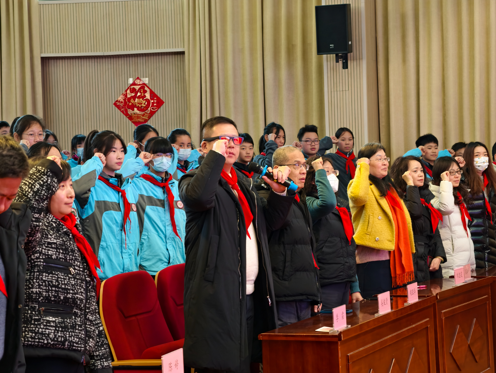 呼号.jpg 呼号.jpg