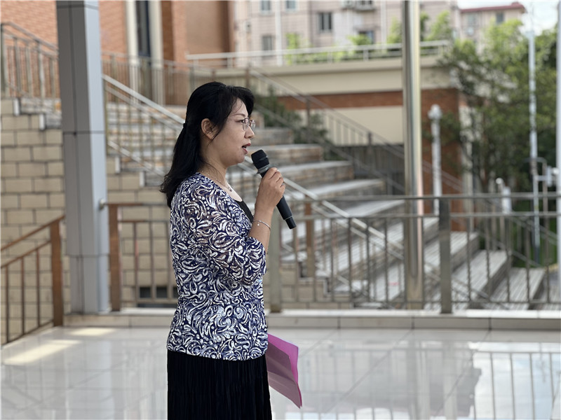 校长讲话.jpg 校长讲话.jpg