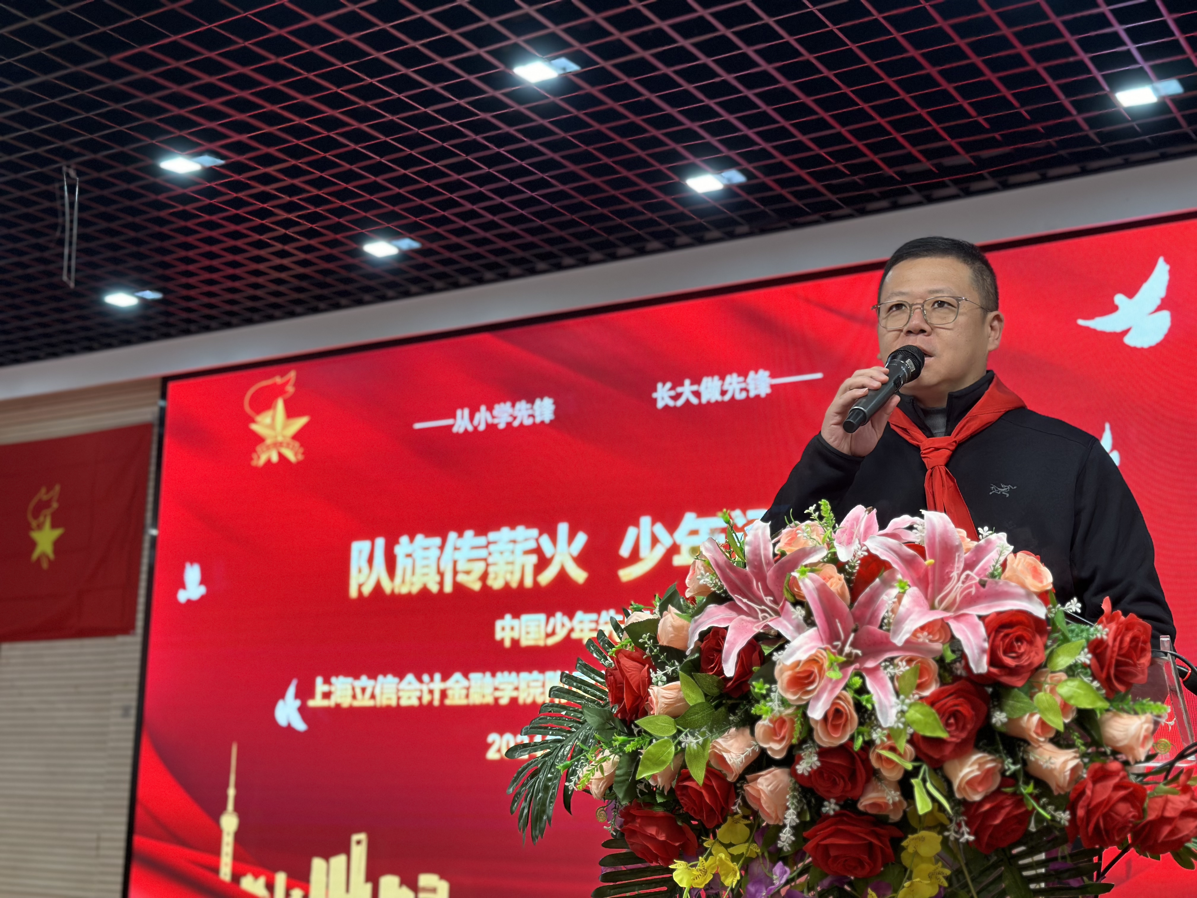 校长致辞.jpg 校长致辞.jpg