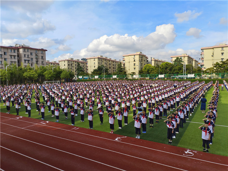 宣誓1.jpg 宣誓1.jpg